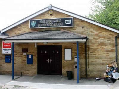 Halesowen Cricket Club	Seth Somers Park, Grange Road, Halesowen, B63 3EG
